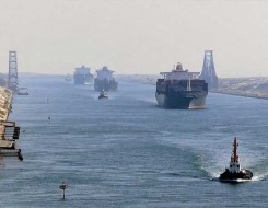 الدار البيضاء اليوم  - نجاح تعويم سفينة عملاقة جنحت في قناة السويس في مصر