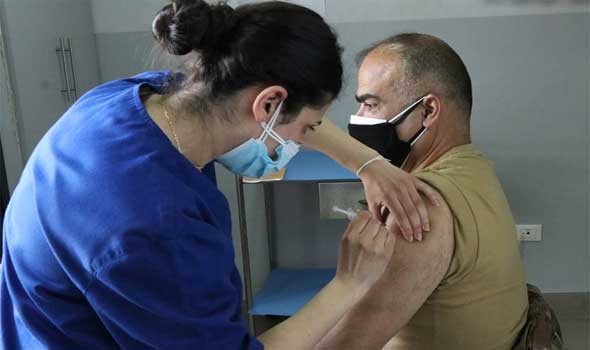 الدار البيضاء اليوم  - وزارة الصحة المغربية تُدعو المواطنين إلى تلقي جرعة كورونا المعززة بشكل عاجل