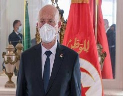 الدار البيضاء اليوم  - الرئيس التونسي يتسلم مشروع الدستور الجديد وسط خلافات