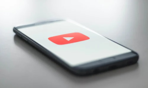 يوتيوب يُقلد تيك توك بطرحه ميزة جديدة
