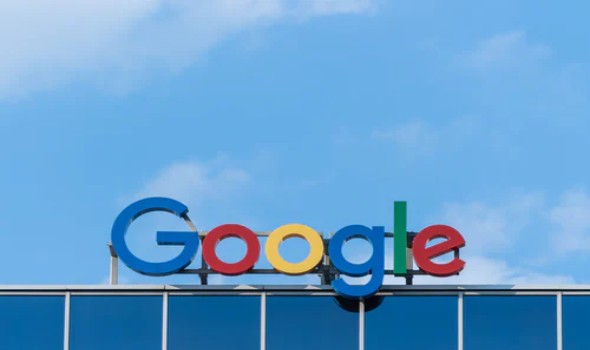 الدار البيضاء اليوم  - غوغل تُطْلِق نظام التشغيل السحابي لمنح الحواسيب القديمة حياة جديدة