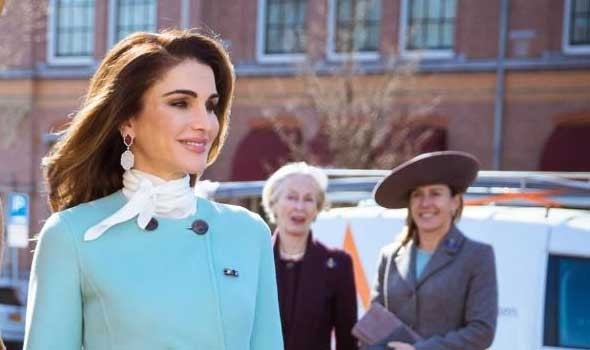إطلالات أيقونية للملكة رانيا كشفت عن سر أناقتها