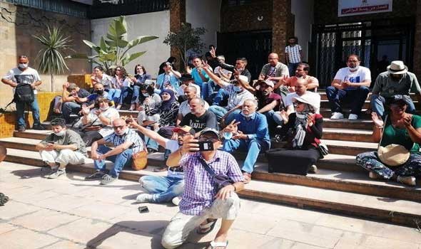 الدار البيضاء اليوم  - يونس مجاهد يُصرِّح أن بعض الصخف تهْدف إلى الربح دون إحترام أخلاقيات المهنة