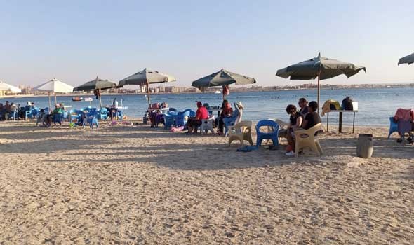 الدار البيضاء اليوم  - الجماعات الترابية تهيئ الشواطئ وسط مطالب بمحاربة احتلال الملك العمومي رئيسى بيئة