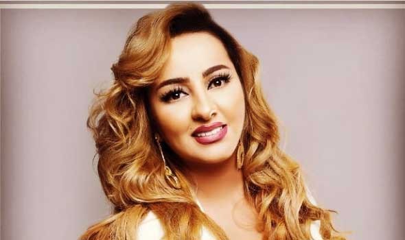 الدار البيضاء اليوم  - النجمة المغربية زينة الداودية تعلن عن اقتراب طرح عملها الغنائي الجديد