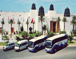 الدار البيضاء اليوم  - مهنيو النقل السياحي المغربي يطالبون الحكومة بالتدخل لإنقاذ القطاع من الأزمة