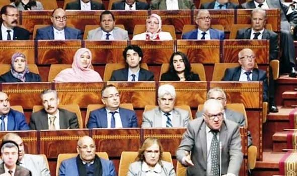 الدار البيضاء اليوم  - توسيع حالات التنافي مع عضوية الحكومة المغربية يوحد 
