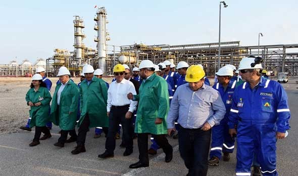 الدار البيضاء اليوم  - وزير الطاقة اللبناني يبحث مع مفوض وزير البترول في القاهرة استجرار الغاز من مصر