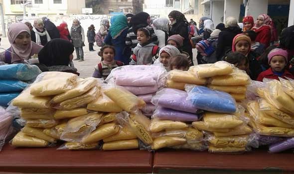 الدار البيضاء اليوم  - تفاقم أزمة نقص المواد الغذائية داخل مخيمات تندوف