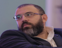 الدار البيضاء اليوم  - بلينكن يمنح الصحافي رياض قبيسي جائزة لمكافحته الفساد في لبنان
