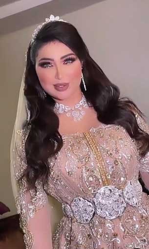 الدار البيضاء اليوم  - دنيا بطمة تطل كالأميرات بفستان زفاف فخم