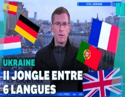 الدار البيضاء اليوم  - مراسل تلفزيوني يُغطي الأزمة الأوكرانية بست لغات يخطف الأضواء