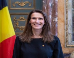 الدار البيضاء اليوم  - وزيرة خارجية بلجيكا تستقيل من منصبها لرعاية زوجها المريض