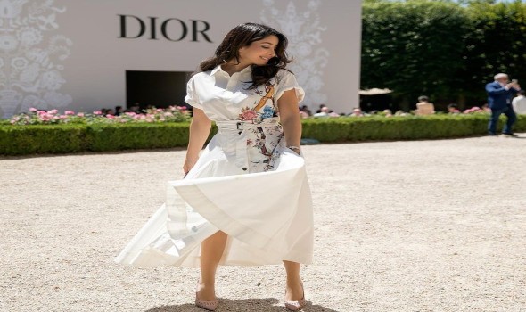 الدار البيضاء اليوم  - إطلالات ساحرة  لمدونات الموضة العربيات في باريس