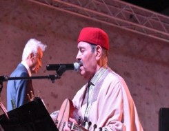 الدار البيضاء اليوم  - لطفي بوشناق يتألق في مهرجان الغناء بالفصحى في السعودية
