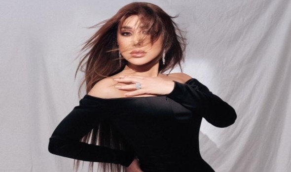 الدار البيضاء اليوم - نجمات الموضة يستعرضن رشاقتهن بأجمل فساتين الصيف